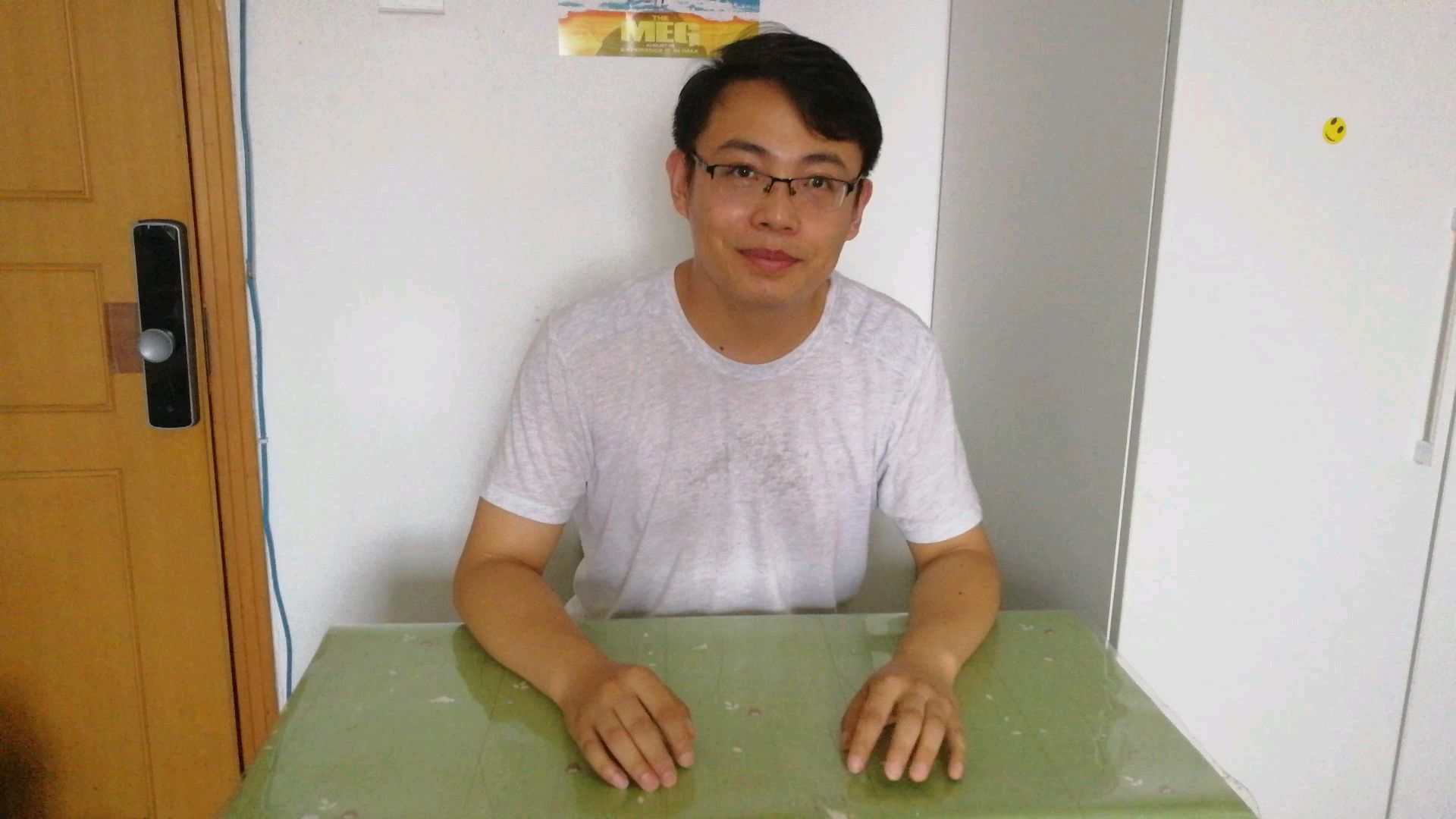 北漂小哥懒出门,独特的“回锅”方便面当午饭了